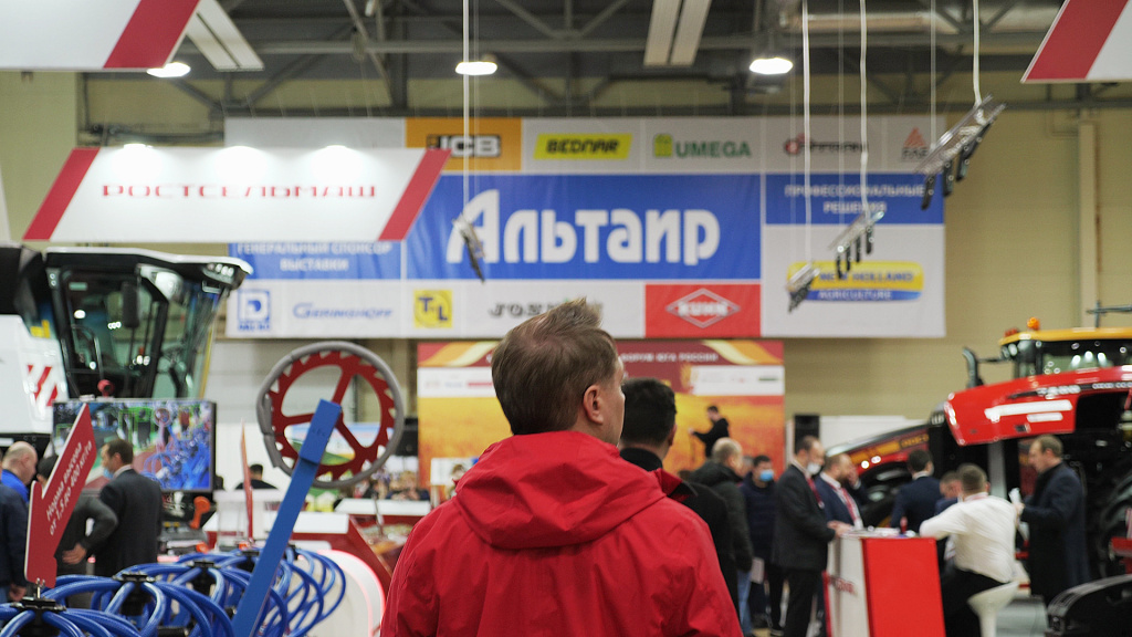 Вложенный эпизод 01.00_01_40_03.неподвижное изображение019.jpg